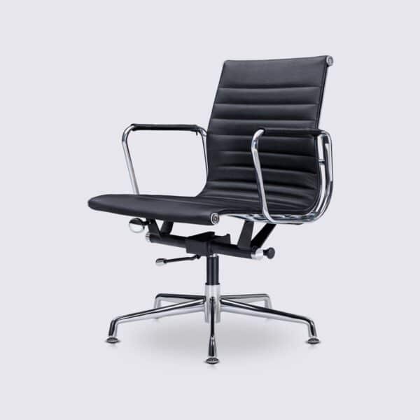 chaise de bureau design eames alu EA117 en cuir noir base fixe