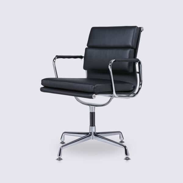 silla de oficina de diseño eames soft pad ea208 copy base fija en cuero negro