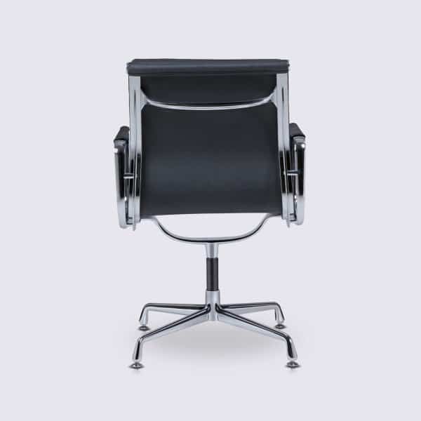 chaise de bureau base fixe copie eames soft pad ea208 en cuir pleine fleur noir