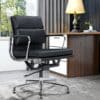 Office chair in black full grain leather, polished aluminum arms and castors - Alberto - Image 9