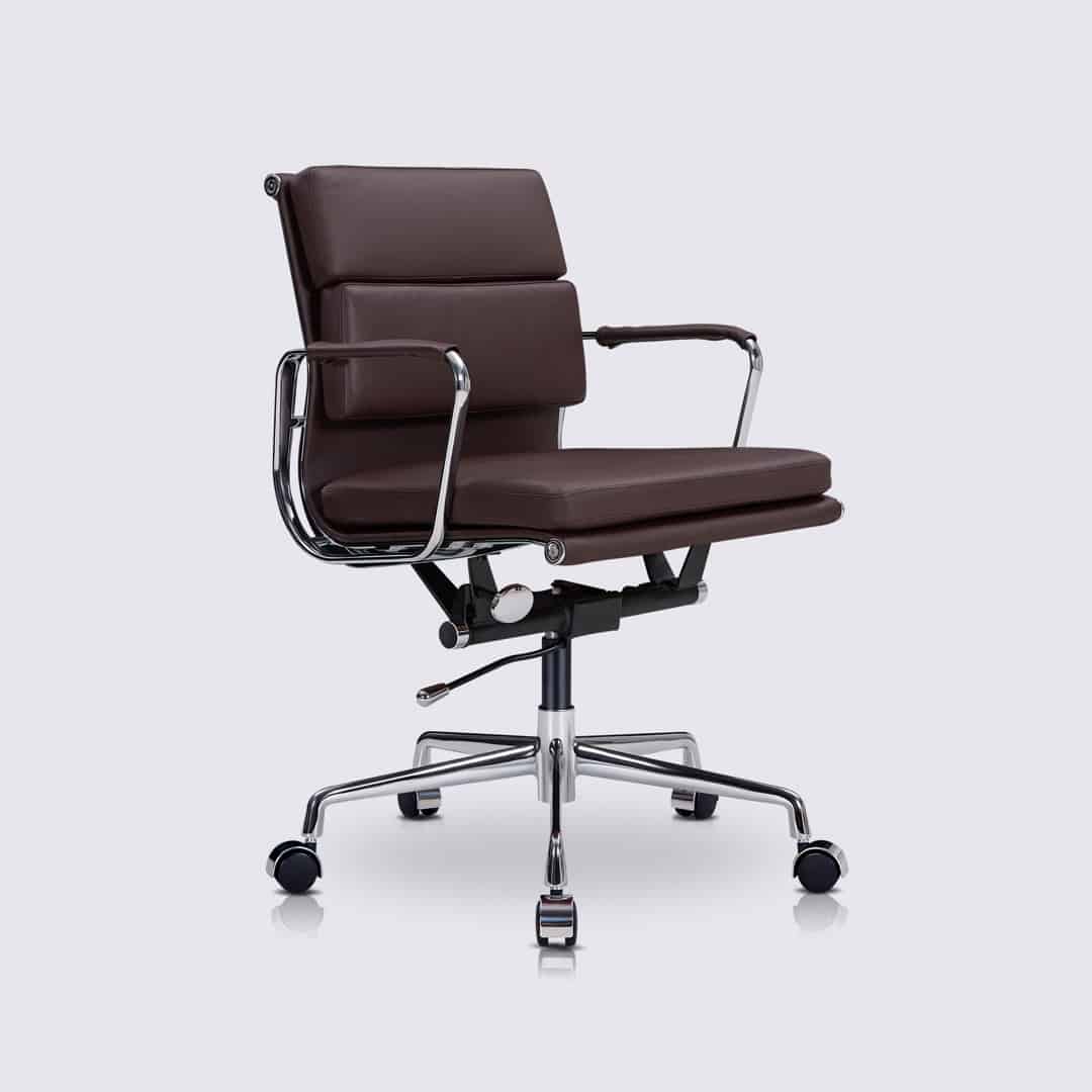 Siège de bureau design finition cuir  Fauteuil bureau design, Chaise de  bureau design, Fauteuil de bureau confortable