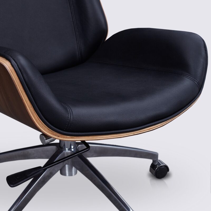 assise confortable chaise de bureau nordic en cuir noir et bois de noyer style eames dossier bas
