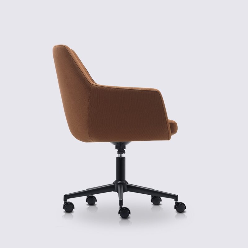 fauteuil de bureau ergonomique emma avec roulette et accoudoir en tissu linen orange rouille et base noir matte
