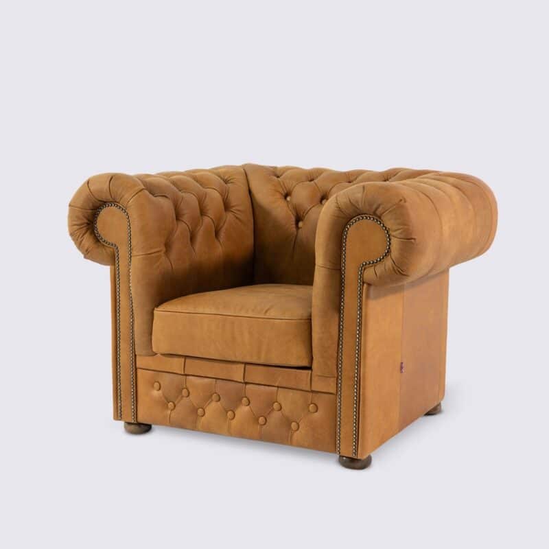 fauteuil chesterfield capitonné haut de gamme en cuir italien aniline premium camel