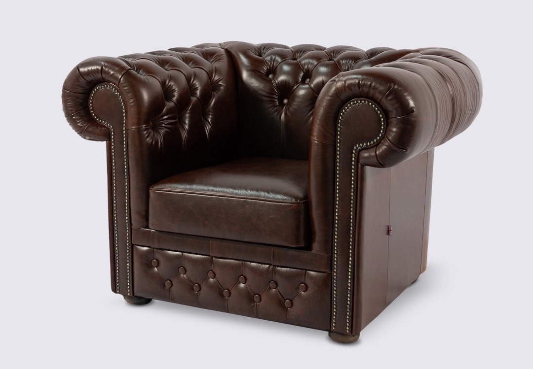 fauteuil capitonné haut de gamme en cuir vieilli italien aniline premium marron