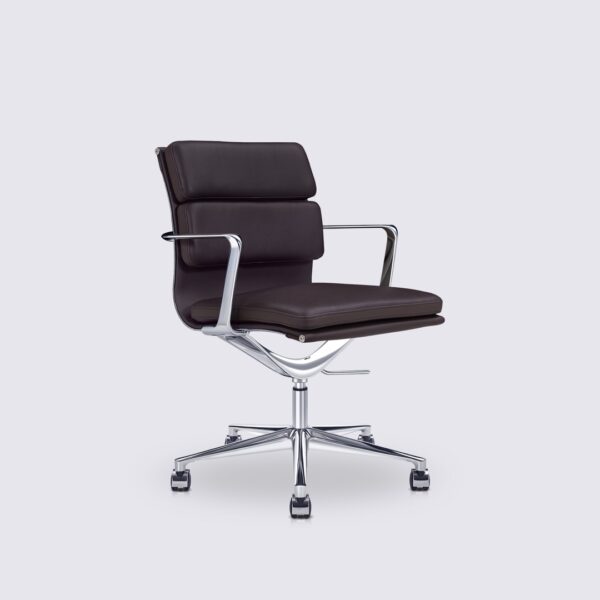 chaise de bureau style eames ea217 design roulette et accoudoir cuir marron foncé et aluminium