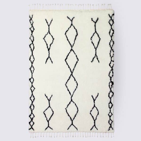 tapis chambre a coucher berbère marocain losange blanc noir et beige fait main shaggy en laine nouvelle zelande 160x230cm tahira