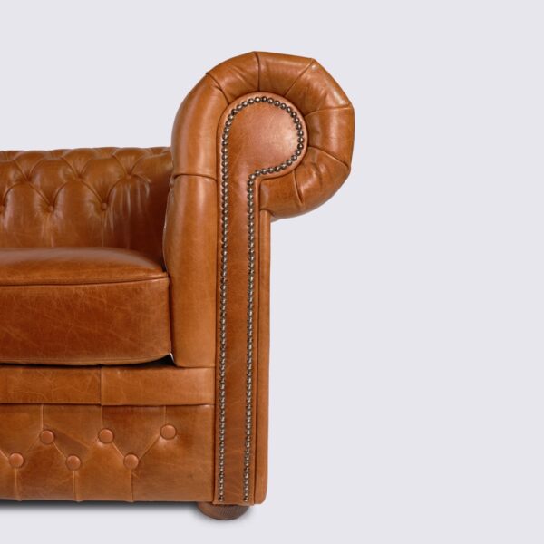 fauteuil chesterfield 1 place cuir camel vintage aniline anglais capitonné salon