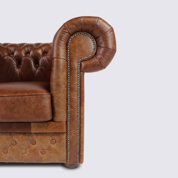 fauteuil chesterfield 1 place cuir marron vintage aniline anglais capitonné salon