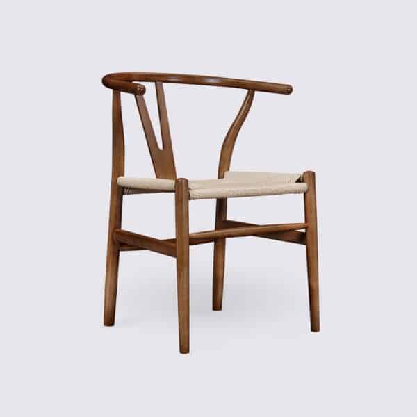 Conjunto de 2 cadeiras de jantar Hans Wegner Carl Hansen CH24 em nogueira e rotim natural