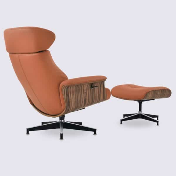 fauteuil lounge charles eames relax et ottoman en cuir pleine fleur camel et bois de palissandre inclinable ajustable modulable