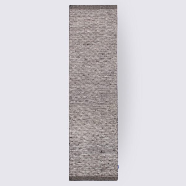 tapis de couloir runner fait main rectangle en laine et coton moderne couleur taupe 80cm 300cm