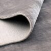 tapis uni gris clair fait main manarola en viscose pour le salon 160cm 230cm