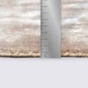 tapis moderne taupe marron fait main manarola en viscose le salon 230cm