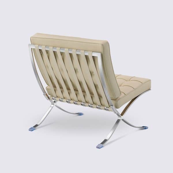 fauteuil barcelona couleur crème clair en cuir et acier inoxydable