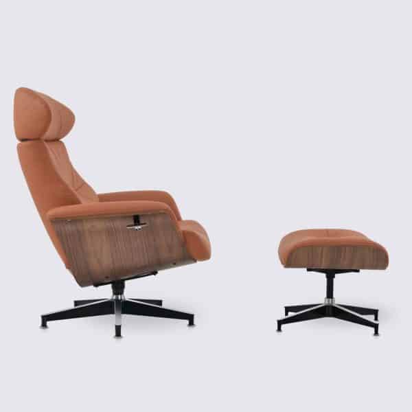 fauteuil lounge charles eames inclinable et ottoman en cuir cognac et bois de noyer relax ajustable