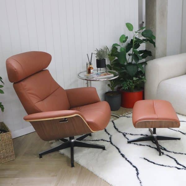 fauteuil lounge eames inclinable et ottoman en cuir cognac et bois de noyer relax ajustable modulable