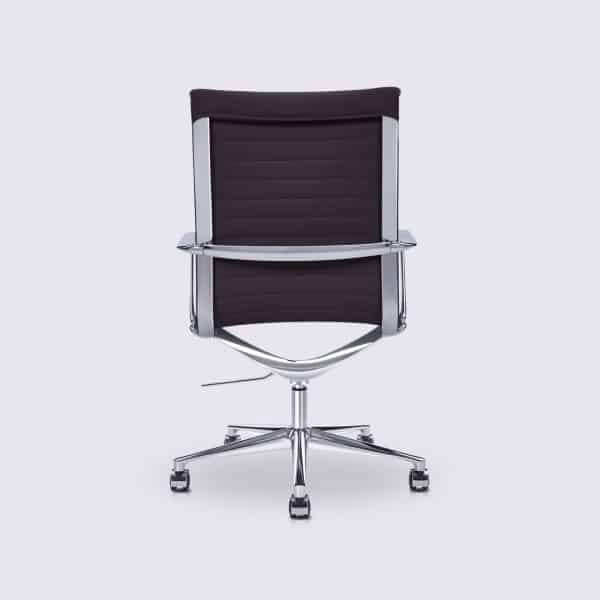 chaise de bureau eames alu ea119 en cuir marron foncé version haute